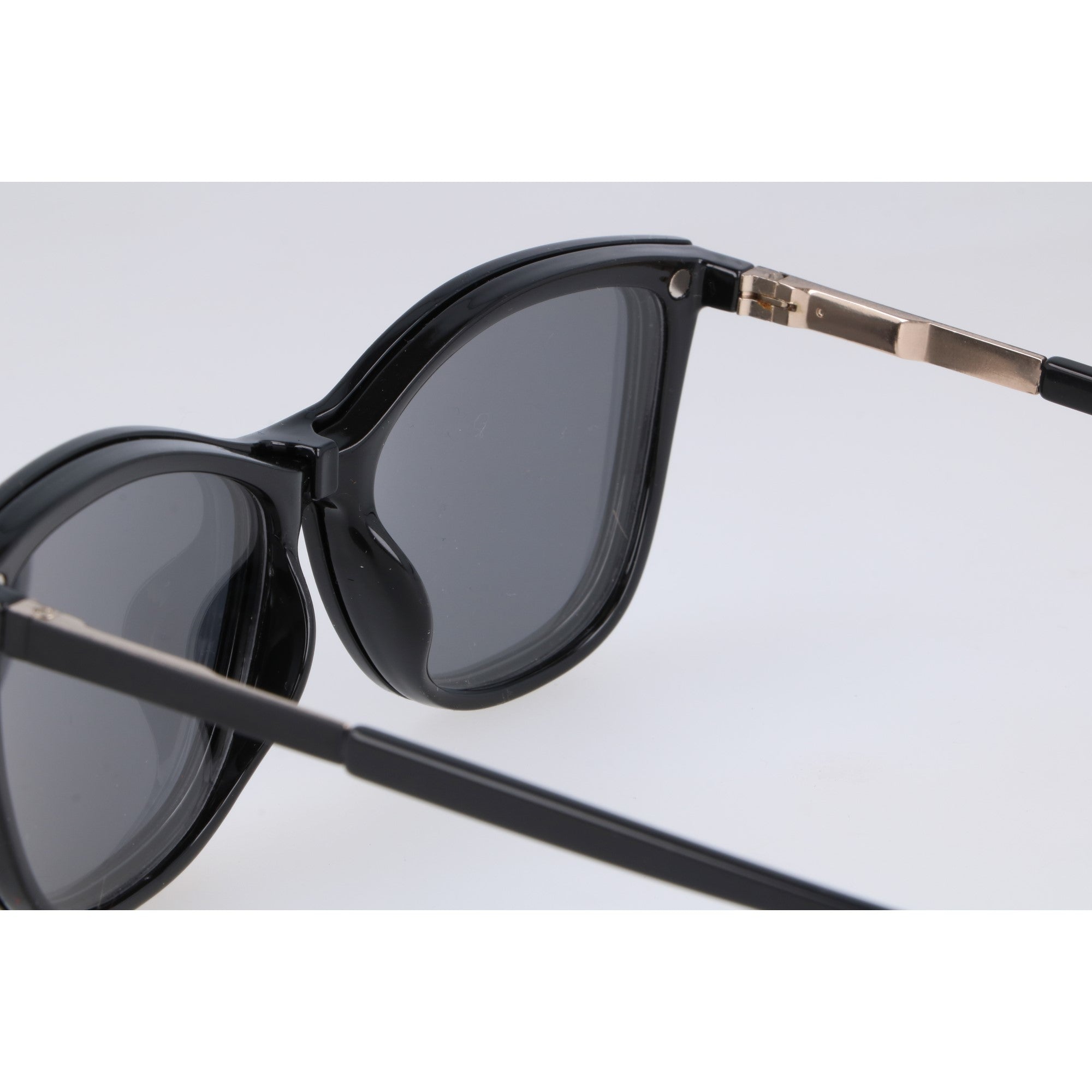 42940b8c952f6f65efa3066158fbbe17