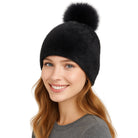 ALPAKA czarna ocieplana czapka beanie z pomponem MORAMO