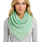 BREEZE ONE-COLOUR jasnozielony letni szal z wiskozy MORAMO