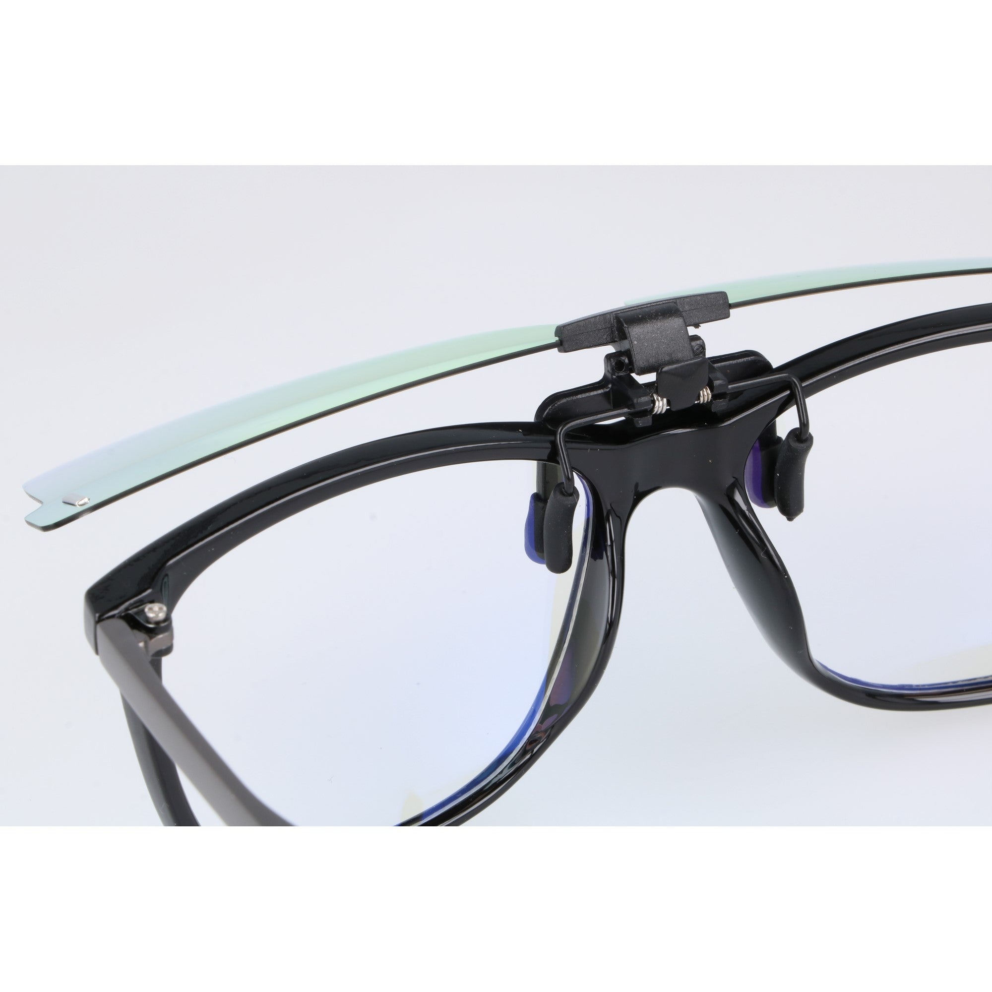 b7057da32ea16f43073c60c7ebf88c7b