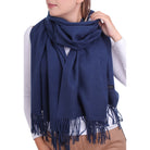 EVERYDAY LUXURY Granatowy damski szal z wiskozy MORAMO